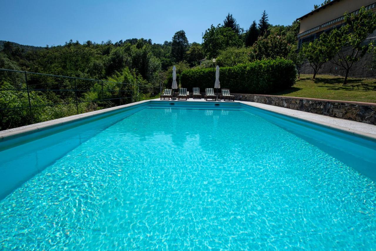 211 - Appartamento Acacia, Terrazza Giardino E Piscina Carro Kültér fotó