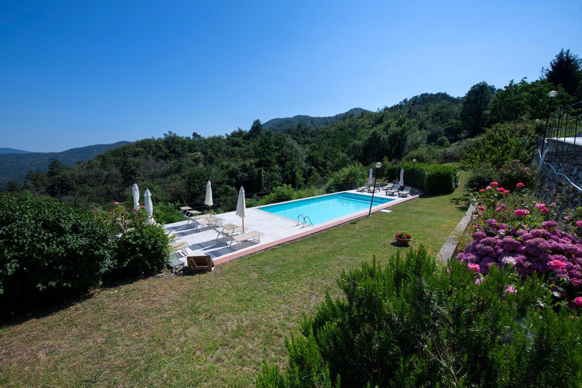 211 - Appartamento Acacia, Terrazza Giardino E Piscina Carro Kültér fotó